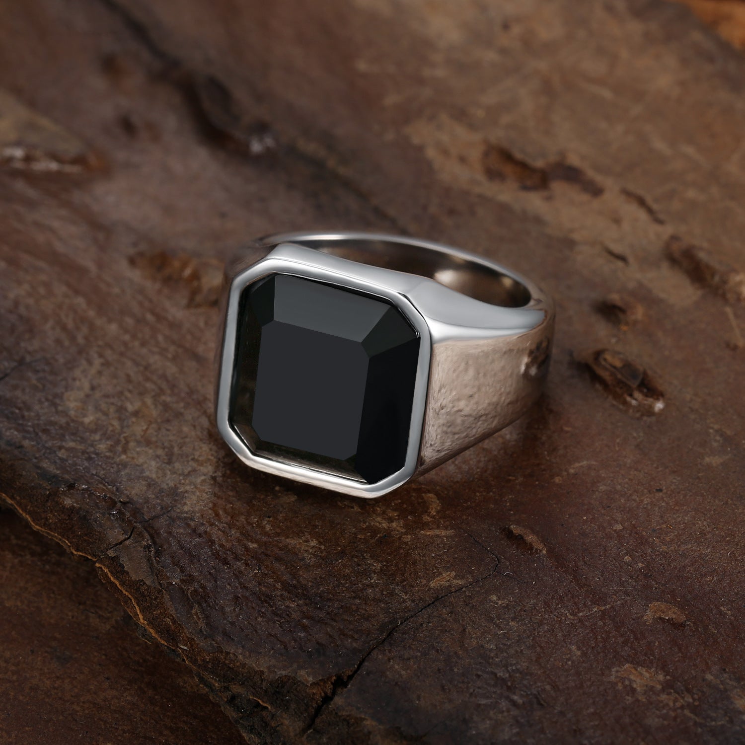 Glossy Black Gem Ring