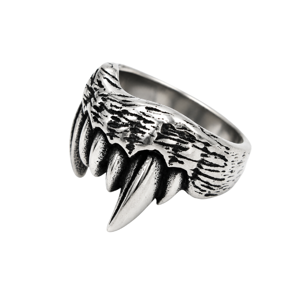 Fang Ring