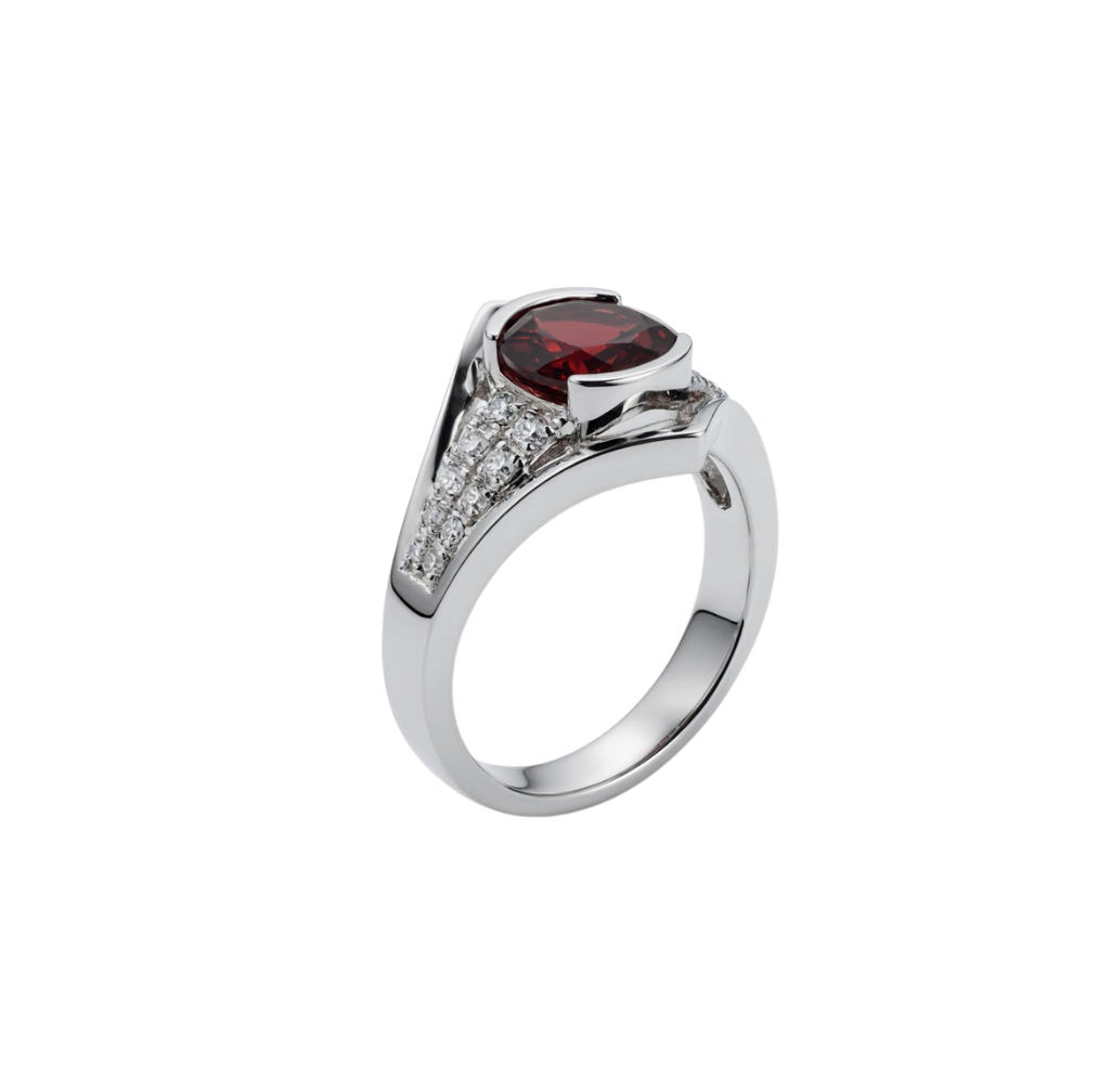 Oval Garnet  Ring